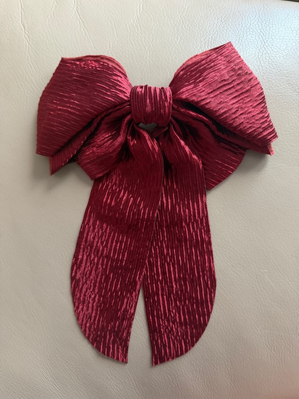 Elegant Red Bow Hair Accessory - bundle and save! - Picture 1 of 2